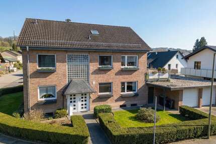 Haus zum Kaufen in Odenthal 579.000,00 € 183 m²