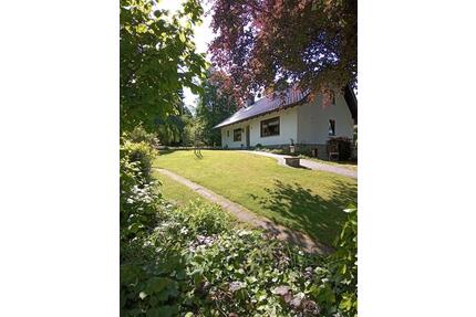 Wohngebäude ruhig, waldnah, Energie-Label B, 1.775m²,BüroFriseur - Obernkirchen