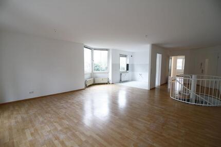 Ruhig gelegenes Maisonette mit Terrasse ! - Berlin Lankwitz
