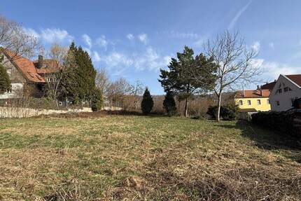 EIN PLATZ AN DER SONNE! - 292.000,00&nbsp;EUR Kaufpreis, ca.&nbsp; 0,00&nbsp;m&sup2; in Hirschaid (PLZ: 96114) Friesen