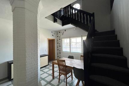 3,5 Raum Altbau Denkmal 94m2 Maisonette Fußbodenh Garten Garage - Wurzen