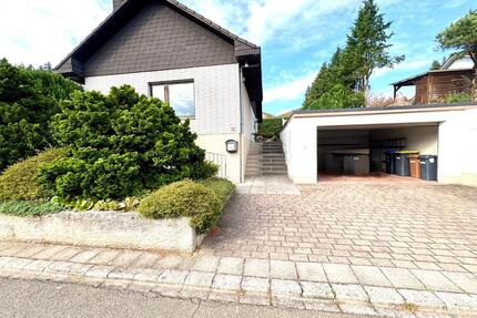 Freistehendes Haus mit Einliegerwohnung & PREISVORTEIL - Bad Sobernheim