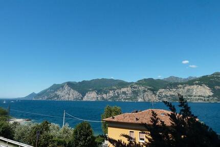 10% Last Minute Rabatt • Ferienwohnung Andrea in Malcesine am Gardasee - München Nymphenburg