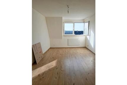 493€Helle 3 Zimmer mietwohnung, Gelsenkirchen Schalke