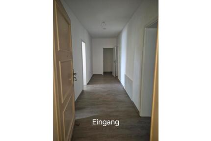 2 Zimmerwohnung mit Küche - 480,00&nbsp;EUR Kaltmiete, ca.&nbsp; 76,90&nbsp;m&sup2; in Chemnitz (PLZ: 09131) Ebersdorf