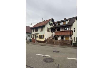 Haus zum Kaufen in Offenburg 249.000,00 € 240 m²