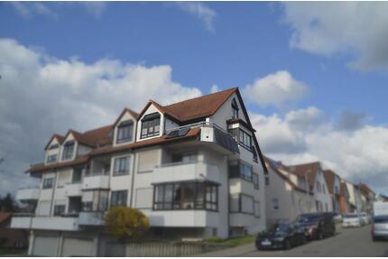 Helle 3 Zimmer Maisonettewohnung zentral in Böblingen