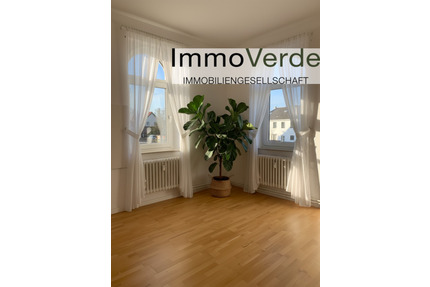 Investitionsmöglichkeit: 3-Zimmer-Wohnung inkl. Garage zu verkaufen! - Pattensen Schulenburg