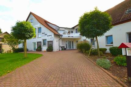 Haus zum Kaufen in Espelkamp 850.000,00 € 1480 m²