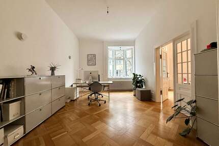 Wohnung zum Mieten in Mannheim 2.500,00 € 210 m²