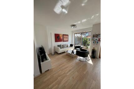 Provisionsfrei: Gepflegtes Quattrohaus mit sonnigem Westgarten - Essenbach