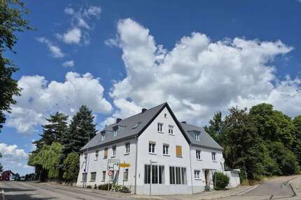 Haus zum Kaufen in Oettingen 649.000,00 € 250 m²