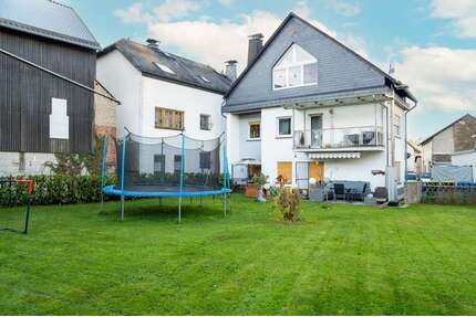 Haus zum Kaufen in Bad Schwalbach Ramschied 370.000,00 € 274 m² - Bad Schwalbach / Ramschied