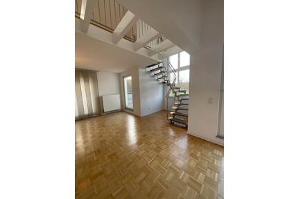 **Wir schenken Ihnen 2 Kaltmieten zum Einzug**Maisonette Traum in Bergen Enkheim mit 2 Balkonen - Frankfurt am Main Bergen-Enkheim