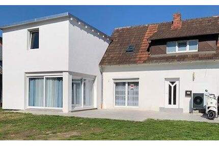 Einfamilienhaus in Singen - 529.000,00&nbsp;EUR Kaufpreis, ca.&nbsp; 147,00&nbsp;m&sup2;&nbsp;Wohnfl&auml;che in Singen (PLZ: 78224)