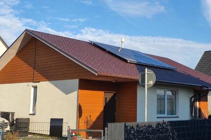 Bungalow an der Berliner Stadtgrenze mit PV-Anlage, Nähe Tesla - Erkner