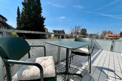 Möbliert - Helle Wohnung mit Balkon (Stuttgart Sonnenberg) - Leinfelden-Echterdingen