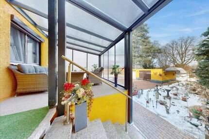 Großzügiges Familienhaus mit überdachter Terrasse & Pool - Altlandsberg Seeberg-Siedlung