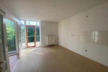 gemütliche 2-Raumwohnung mit Balkon und Stellplatz! - Reichenbach