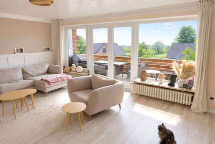Haus zum Kaufen in Malente-Neukirchen 699.000,00 € 264 m²