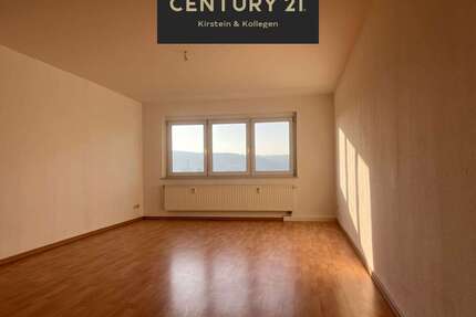 Wohnung zum Kaufen in Gera 89.000,00 € 97.12 m²