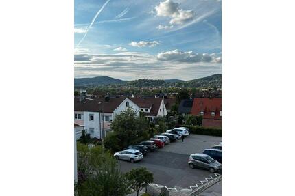 Renovierte 4-ZImmer-Wohnung in Hersbruck-Süd zu mieten.