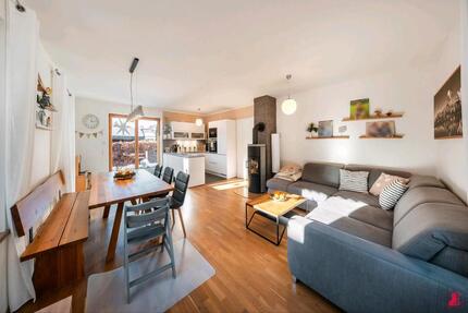 Wohnen wie im eigenen Haus-großzügige 5-Zimmer-Maisonettewohnung - Reit im Winkl