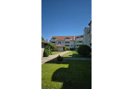 Wohnen zwischen Mainufer und Altstadt – 3,5-Zimmer-Wohnung mit Balkon und Tiefgarage in Kitzingen