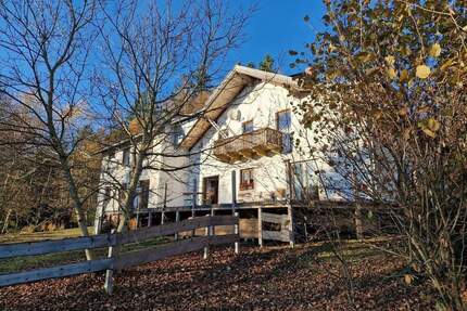 ***Achtung!! Alleinlage sucht Handwerker, viel Fläche, viele Möglichkeiten*** - Sankt Oswald-Riedlhütte / Riedlhütte