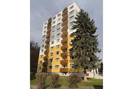 2-Raumwohnung mit Balkon, Hochhaus Leonhard-Frank-Straße 62, Suhl