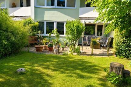 3-Zimmer-Gartenwohnung mit 290 m² Privatgarten in Hamburg-Rissen