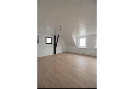 Wohnung zu vermieten - 700,00&nbsp;EUR Kaltmiete, ca.&nbsp; 80,00&nbsp;m&sup2; in Wolfhagen (PLZ: 34466)