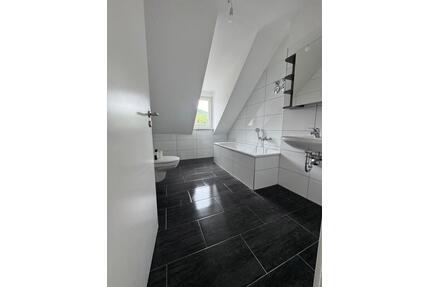 Dachgeschosswohnung mit Ausbaupotenzial - Eisenach