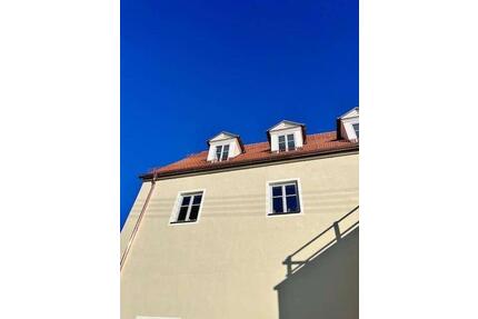 Exklusives Domizil in herrschaftlichem Anwesen mit unzähligen Möglichkeiten - Großaitingen