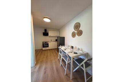 Wohnen im Grünen Sanierte 4-Zimmer-Wohnung: WG-geeignet! - München Feldmoching-Hasenbergl