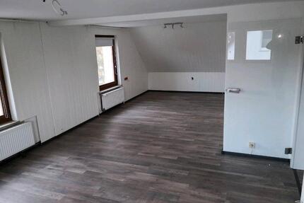 moderne Zwei-Zimmer-Wohnung mit Einbauküche - Sarstedt
