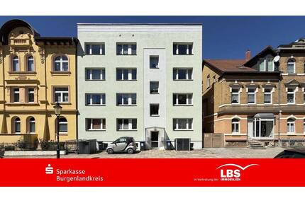 Über den Dächern mit Domblick! - 65.000,00&nbsp;EUR Kaufpreis, ca.&nbsp; 54,00&nbsp;m&sup2;&nbsp;Wohnfl&auml;che in Naumburg (PLZ: 06618)