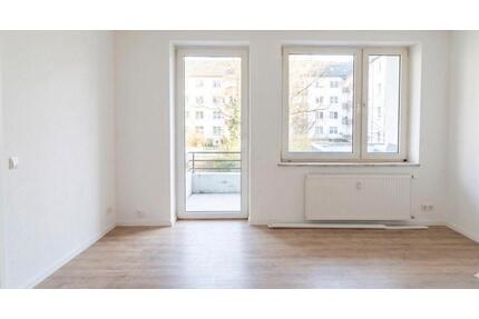 Zentrale 2-Zimmer-Wohnung mit Balkon zu vermieten - Duisburg Mittelmeiderich