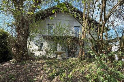 freistehendes Einfamilienhaus mit großem Garten - ideal für Familie - Niederalteich