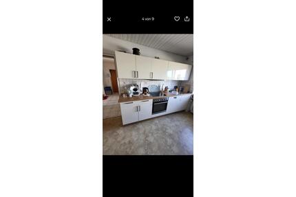 Sonnige Dachgeschoss Wohnung mit Balkon - Roth