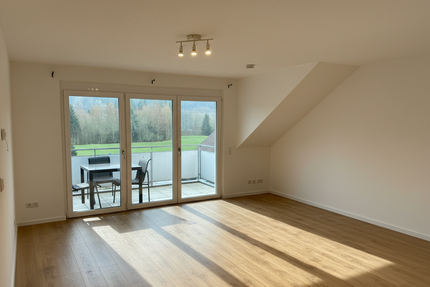 Wohnung zum Mieten in Titisee 880,00 € 61.1 m²