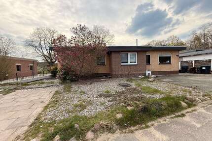 Haus zum Kaufen in Lübeck 310.000,00 € 117.2 m²