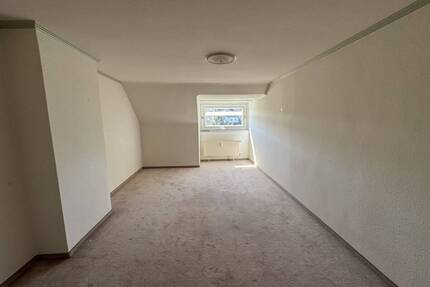 Großzügige 3- Zimmer-Wohnung in der Damschkestr. 35 in Lübeck zu vermieten! Otto Stöben GmbH