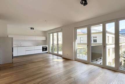 Wohnung zum Mieten in Stuttgart 1.790,00 € 90 m²