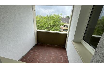 Alles einmal neu, Bad Balkon und Laminat - Dorsten