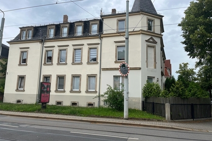 Leuben: 3-Zimmer-Wohnung im 1. OG mit EBK - Dresden