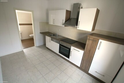 2 Raum Wohnung mit Einbauküche - Nähe des Geraer Stadtzentrum.