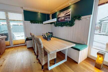 Neuwertiges KfW-55-Reihenendhaus mit Smart-Home & Wallbox in Reinbek