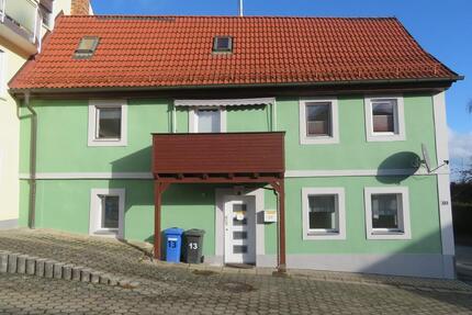 Haus m. Balkon in KASENDORF Lkr. Kulmbach, ca. 145 m², 700 € KM