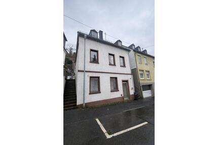 Einfamilienhaus mit 110 m² – 5 Zimmer, Küche & Bad zu vermieten - Idar-Oberstein